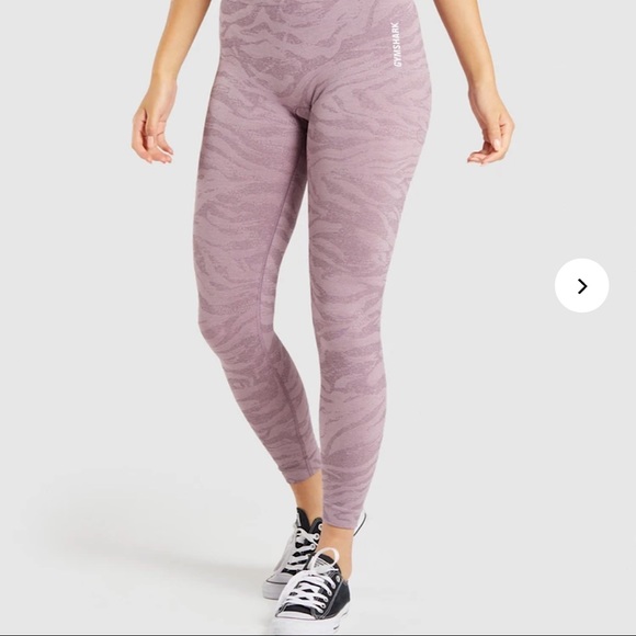 Gymshark Pants - Gymshark Adapt Animal Seamless Mallow Purple Lightly Worn Size Large Leggings